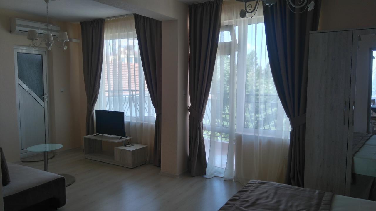 Guest House Adriya Primorszko Kültér fotó